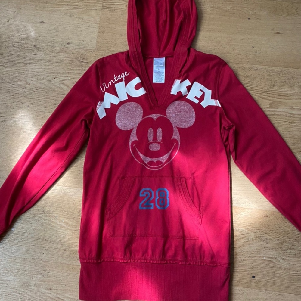mickey mouse vintage hoodie, never worn no tags
